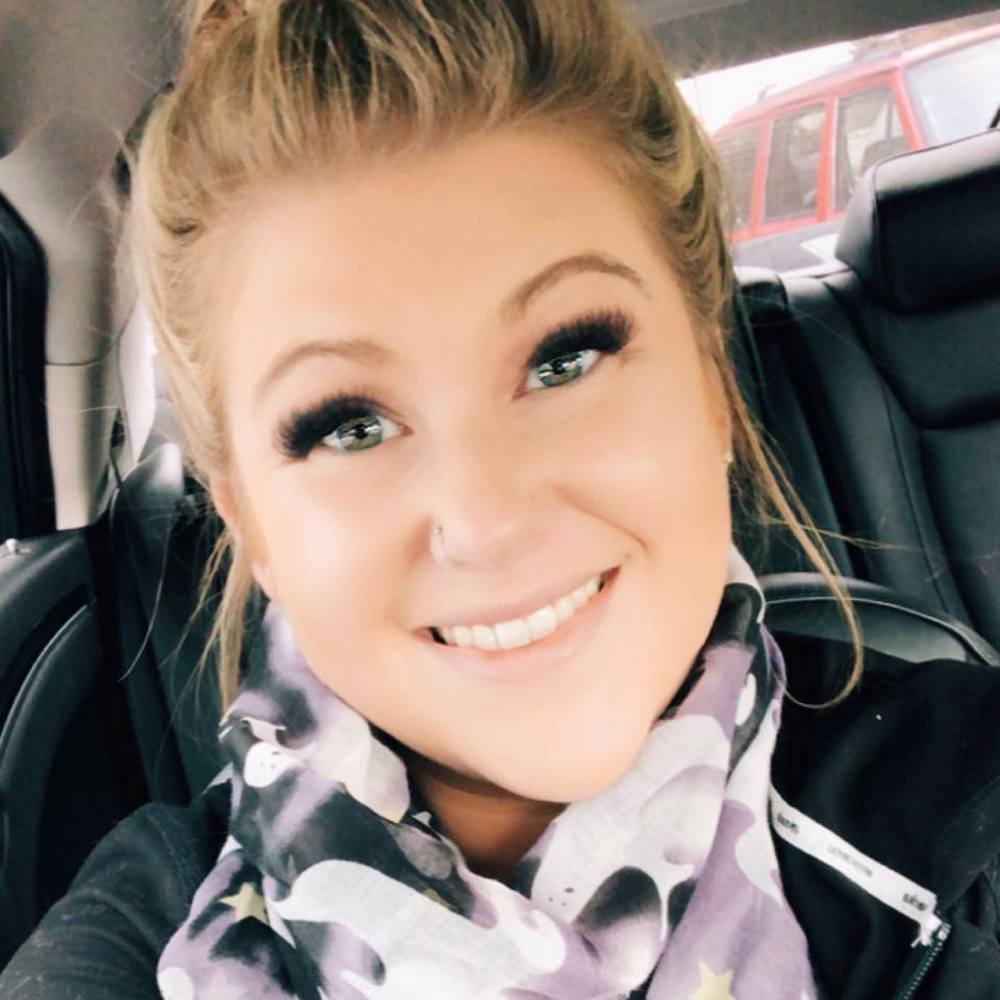 Meet your Posher, Stephanie